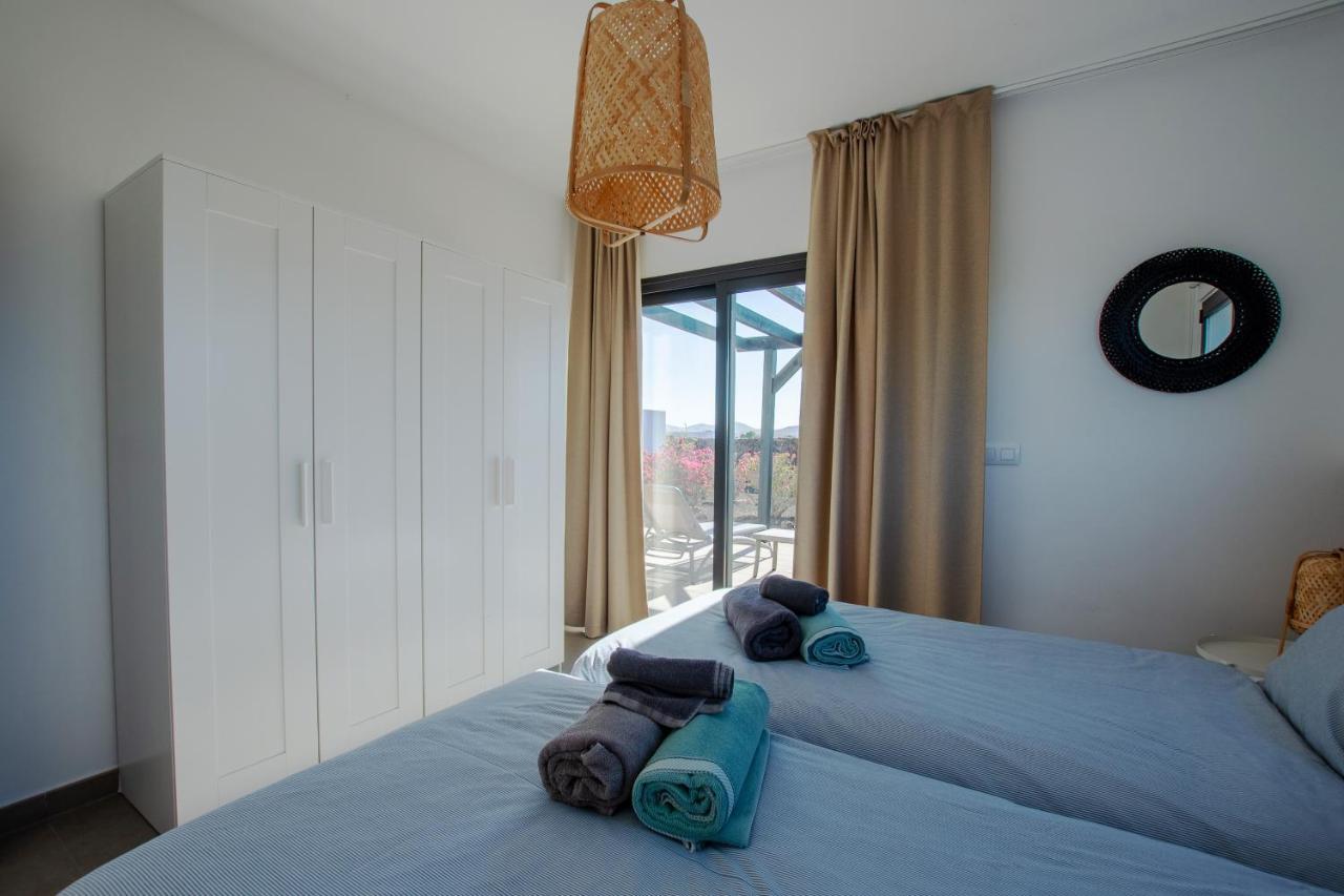 Heated & Shared Pool Villa Matriana 36A, North Shore Villas Lajares Exterior photo